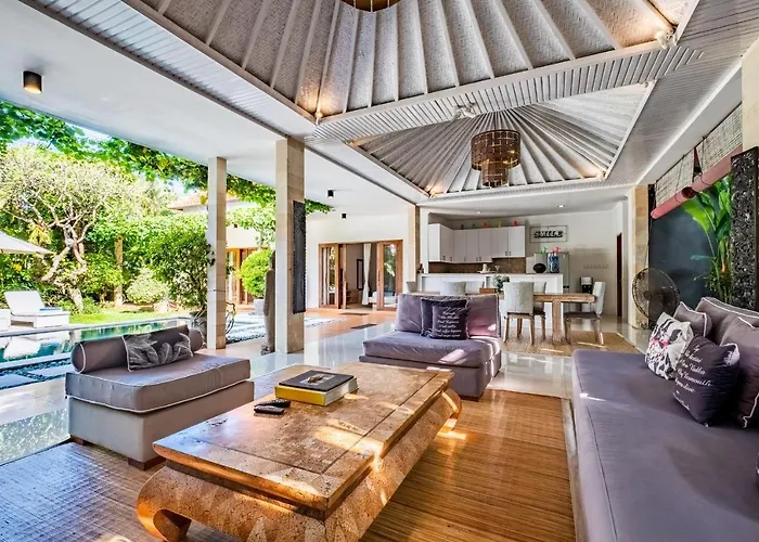 Martini Villa *
